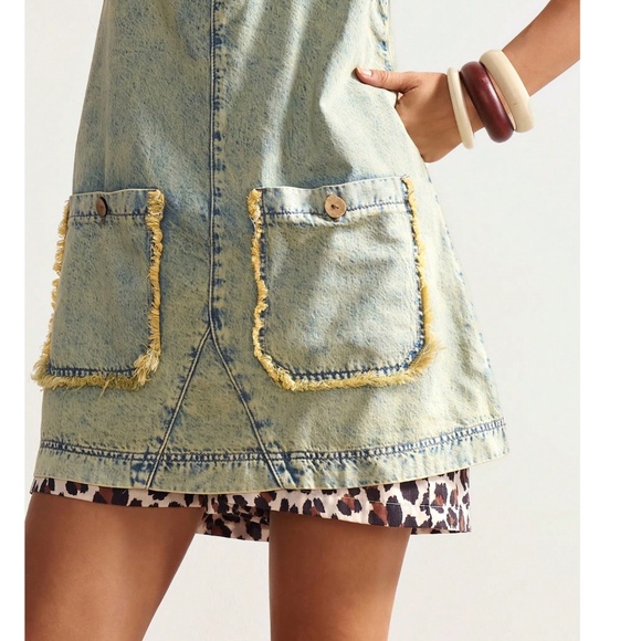 Boho Light Wash Frayed Pockets Denim Overalls Mini Dress - Picture 5 of 7